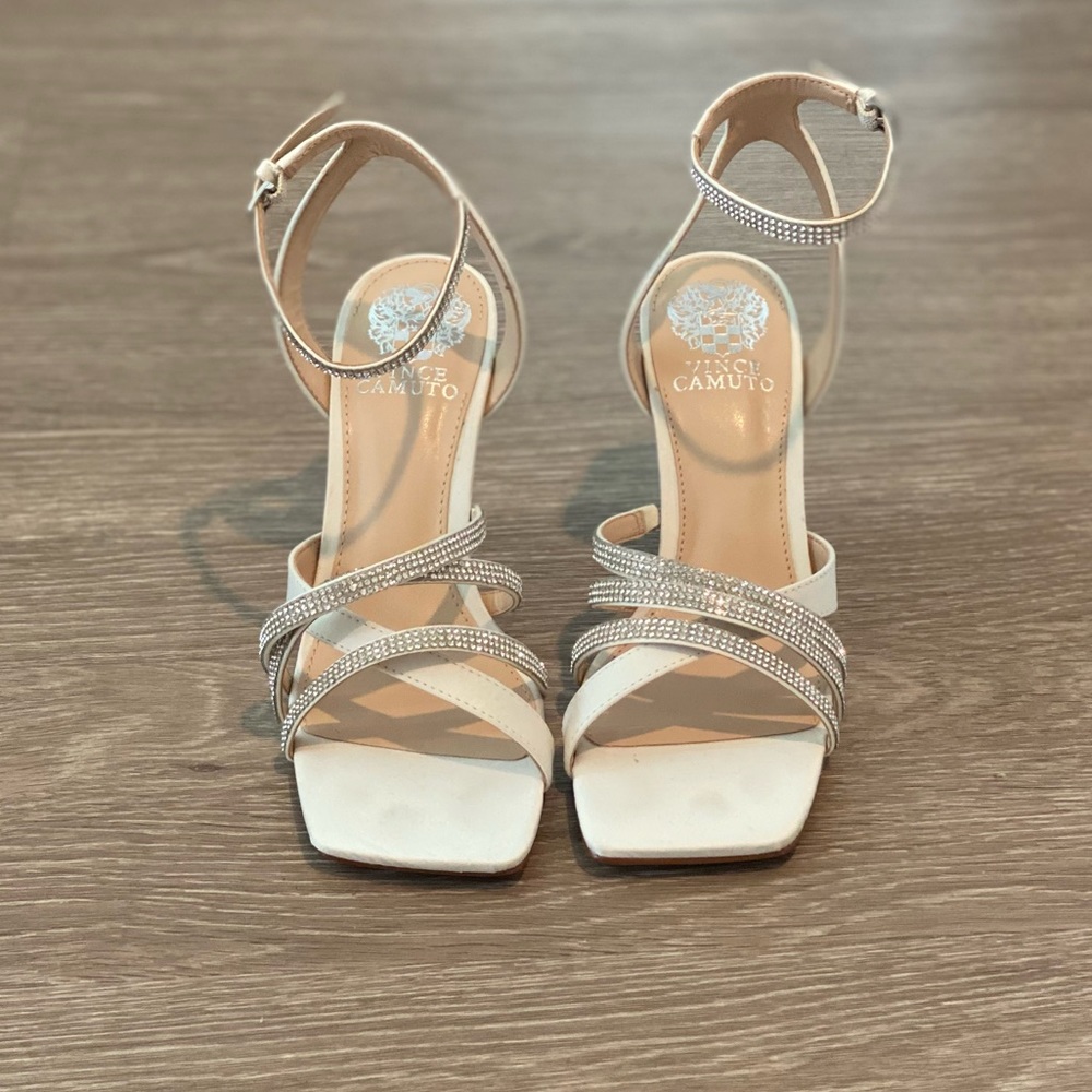 Vince Camuto BREVERN Rhinestone Ankle Strap Sandals - Cream Satin - Size 7.5